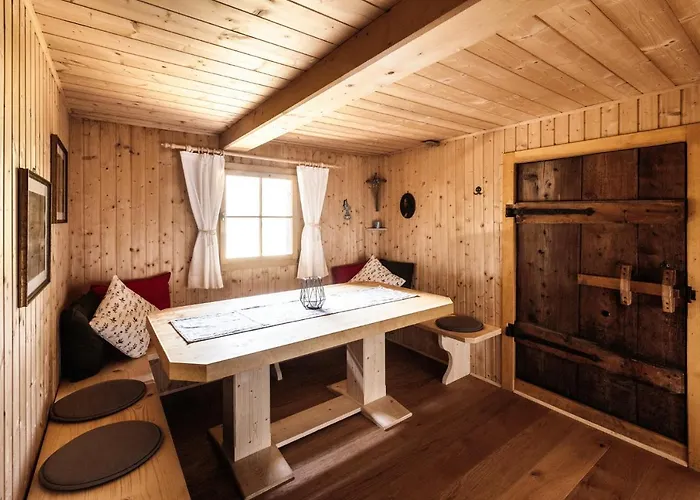 בית נופש Fohlenwies Huette Dolomiten לינץ