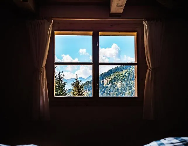 Fohlenwies Huette Dolomiten * לינץ