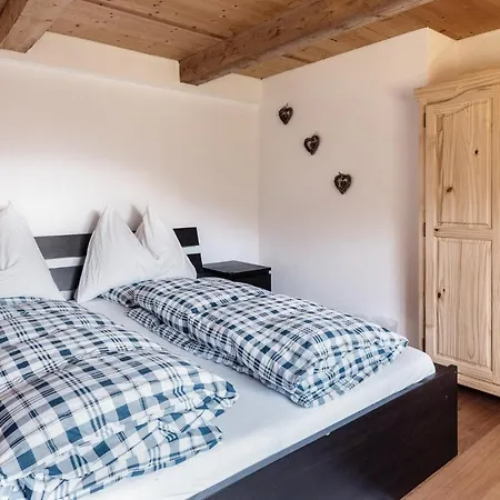 Fohlenwies Huette Dolomiten